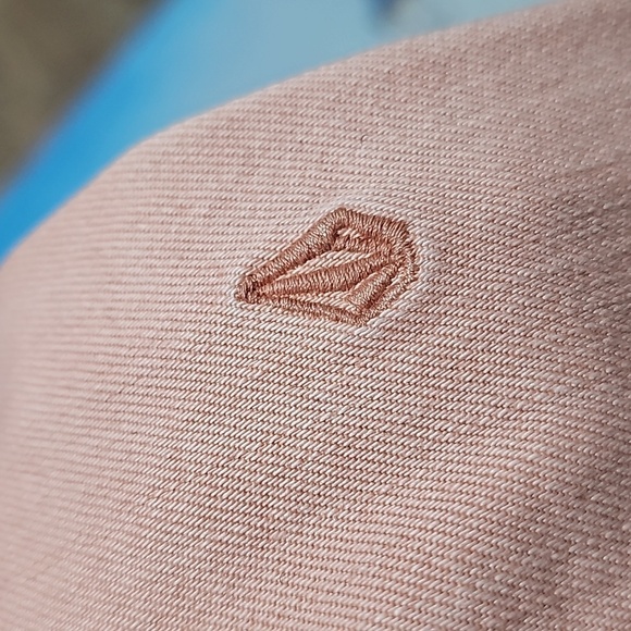 Volcom Straight Raw Hem High Rise Jeans Size 26 NWT - Picture 9 of 12